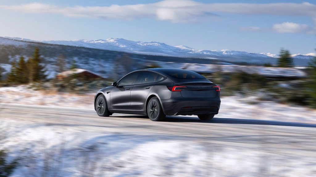 El Tesla Model 3 Standard ofrece autonomía de más de 500 km y una avanzada tecnología a un precio muy accesible