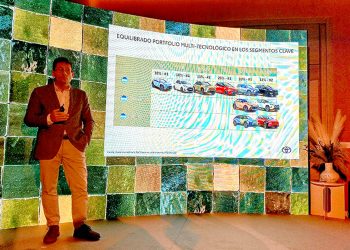 José Manuel Méndez: «Todas las tecnologías tienen un tipo de cliente y Toyota seguirá atendiendo sus demandas»