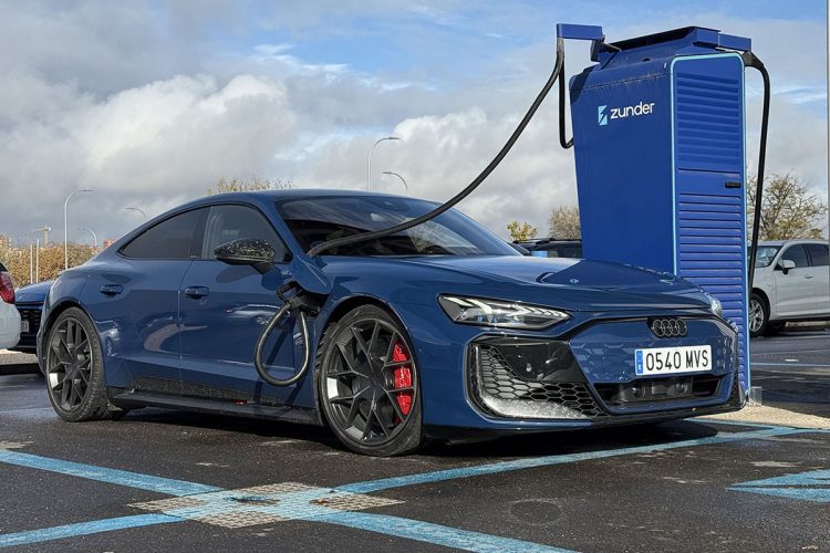 Audi RS e-tron GT Performance carga Zunder Audi RS e-tron GT Performance carga Zunder