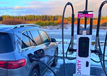 Ionity y Ekoenergetyka activan cargadores de hasta 500 kW, reduciendo significativamente los tiempos de recarga de los coches eléctricos