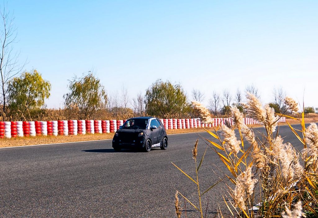 El smart #2 eléctrico prepara su estreno mundial para finales de 2026