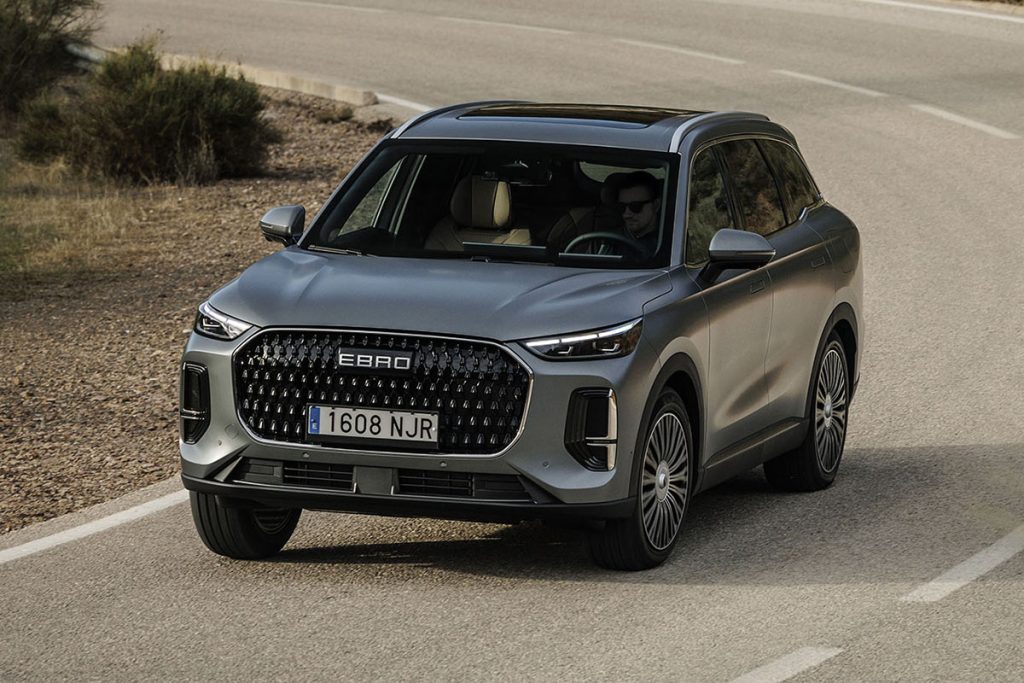 Ebro s900 PHEV curva