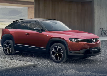 Mazda entierra en Europa su crossover compacto más incomprendido antes de su nueva ofensiva eléctrica
