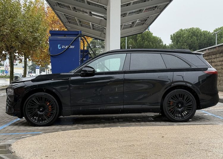 Xpeng G9 Performance Carga Zunder Xpeng G9 Performance Carga Zunder