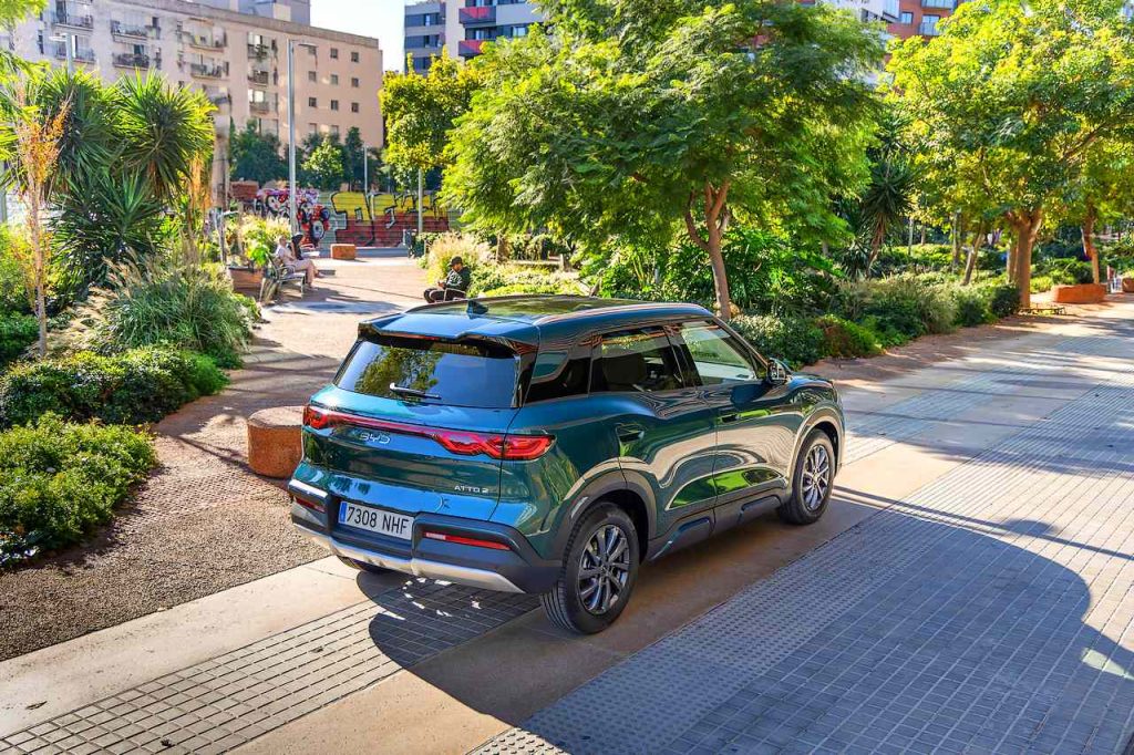 La llegada del BYD Atto 2 DM-i a la red comercial española busca facilitar el uso de vehículos con etiqueta Cero emisiones a un mayor número de conductores.