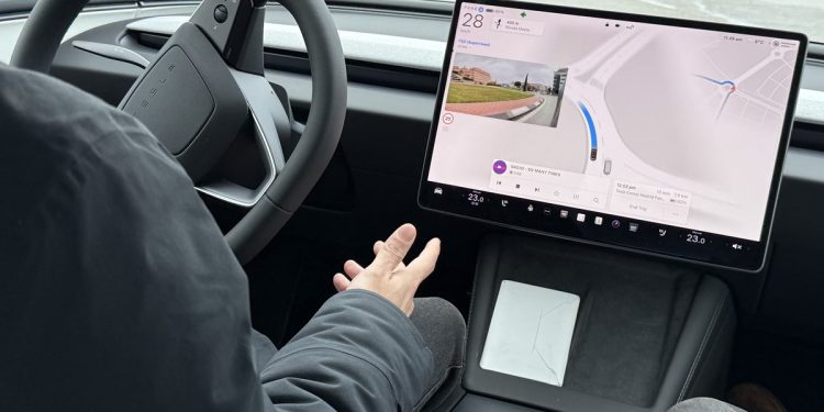 Tesla FSD Conducción Autónoma