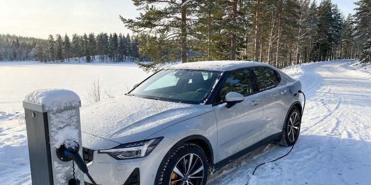 Este dispositivo alemán, para mejorar la autonomía de los coches eléctricos, reduce el gasto energético un 20% cuando bajan los termómetros de forma drástica.