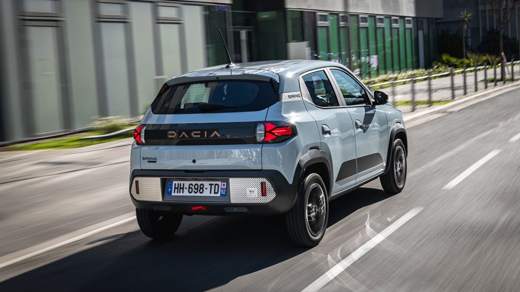 Dacia Spring 2026 trasera