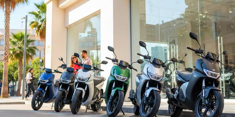 Las motos eléctricas que reciben la ayuda máxima del Plan Auto+
