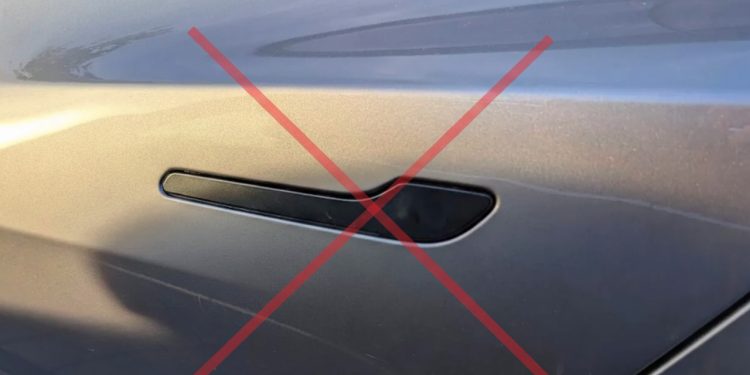 ¿Atrapado en tu propio coche? China prohíbe las manillas que la marca Tesla puso de moda