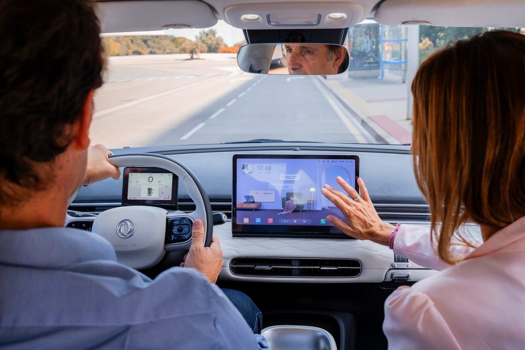 El Dongfeng Box puede recortar hasta 1.000 euros al año frente a un coche de gasolina en trayectos urbanos.