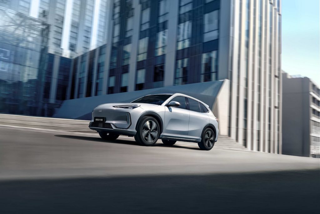 El Geely E5 será el encargado de representar al sector de los coches eléctricos de Geely Auto en España