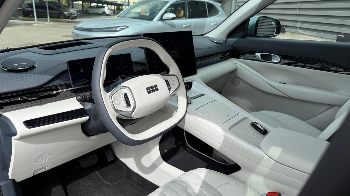 Geely E5 interior Geely E5 interior