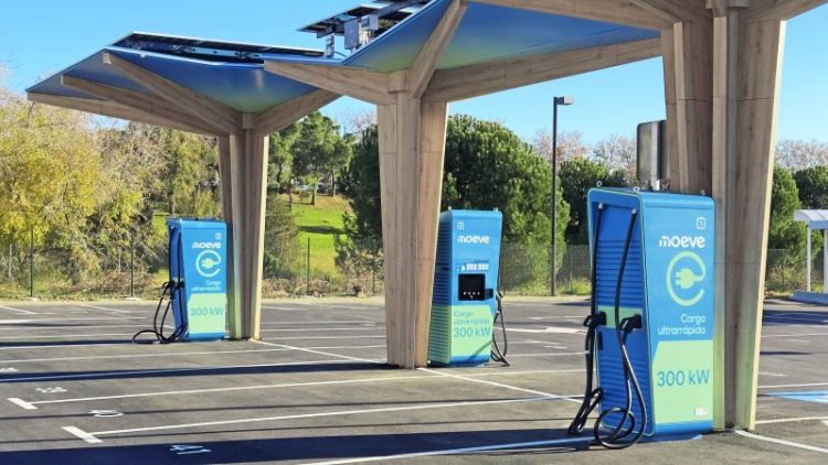 Moeve estación recarga Moeve estación recarga