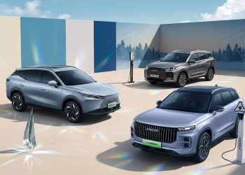 Modelos de SUV híbrido enchufable con más de 1.000 km