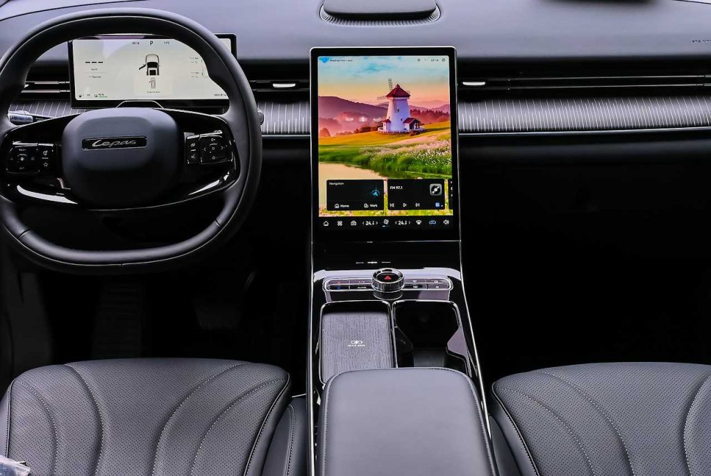 SUV híbrido enchufable Lepas L8