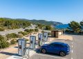 El nuevo listado de cargadores de coches eléctricos analiza la fiabilidad real de los dispositivos para que no te quedes tirado al repostar.