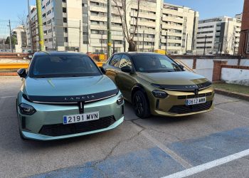 Lancia Ypsilon, ¿eléctrico o híbrido? Tras conducir ambos, tenemos clara nuestra elección