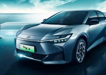 El Toyota bZ3 es el coche eléctrico barato que rompe el mercado chino, con un precio de menos de 12.000 euros.