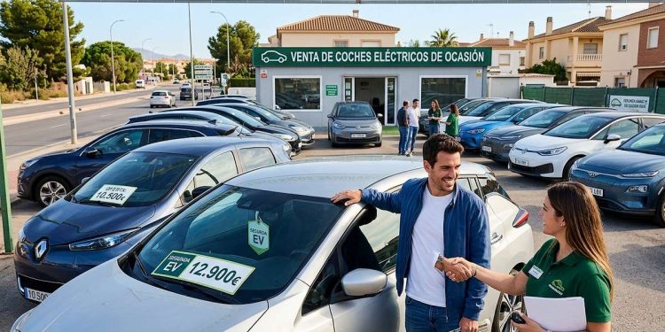 El coche eléctrico está cambiando el mercado de segunda mano con precios a la baja que sorprenden incluso a los expertos del sector.