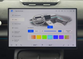 El Omoda 7 SHS incorpora un procesador pensado para controlar pantallas, cámaras y asistentes sin ningún tipo de interrupciones.