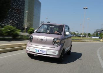 La marca china de minicoches eléctricos que llega a Europa para cambiar las ciudades