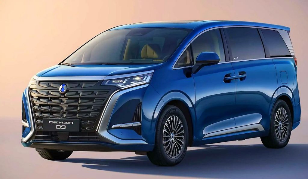 Denza D9 DM-i, hasta 210 km en modo eléctrico