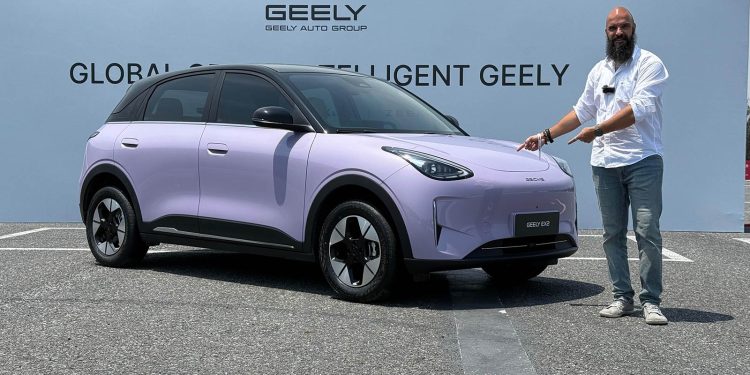 Geely E2 Karam
