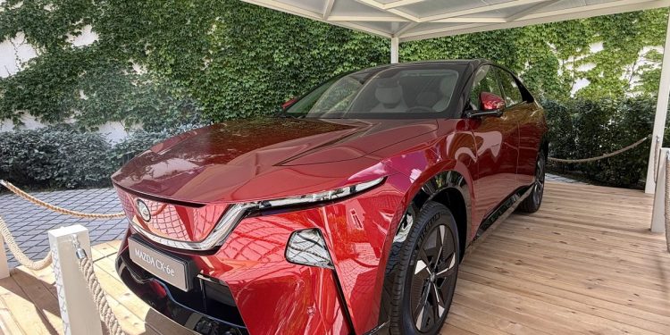 Mazda CX-6e, SUV 100% eléctrico