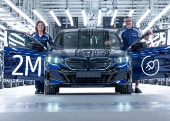 BMW 2 millones EV