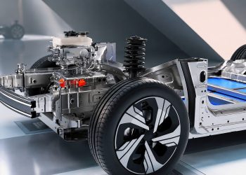 La tecnología “11 en 1” de Geely reúne motor, control electrónico y gestión térmica en una sola unidad para reducir pérdidas energéticas y mejorar espacio, autonomía y respuesta.