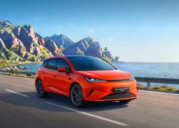 El BYD Dolphin G DM-i se posiciona en el mercado español como el vehículo híbrido enchufable más barato.