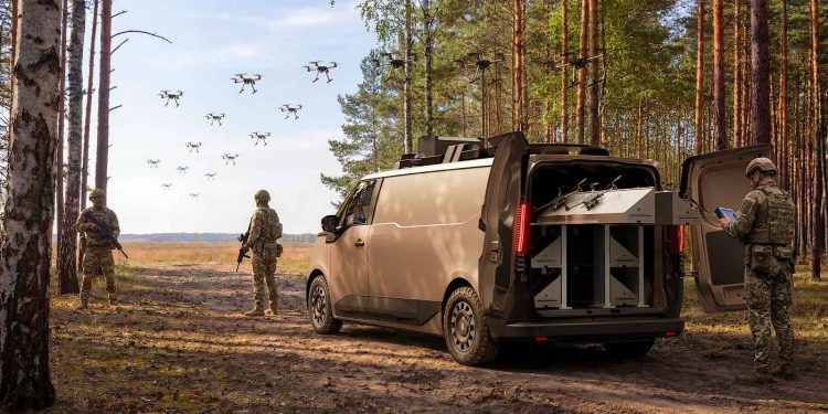 Renault Group y Thales presentan en Eurosatory 2026 el prototipo 4 TROOP, una propuesta híbrida con drones, comunicaciones seguras y capacidad de coordinación táctica sobre el terreno.