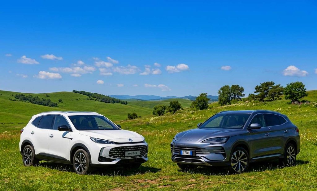 Guerra de precios con etiqueta Cero: ¿Es mejor comprar el MG HS PHEV o el BYD Seal U DM-i para olvidarte de la gasolina?