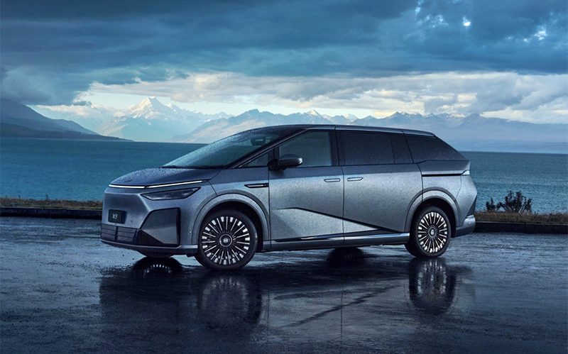 XPENG X9 coche eléctrico autonomía