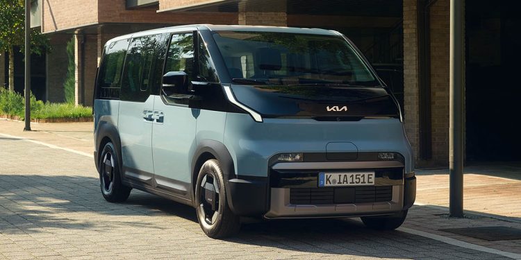 kia pv5 passenger 4