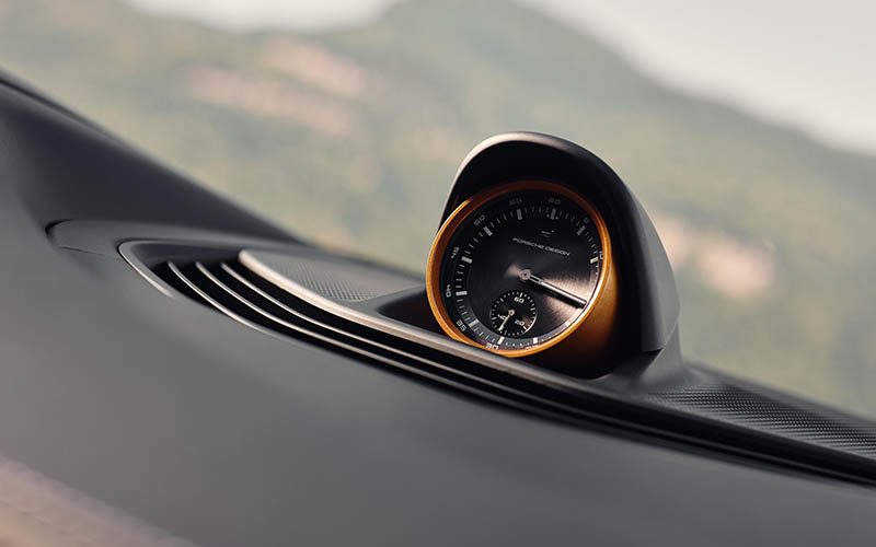Porsche Taycan Turbo GT reloj