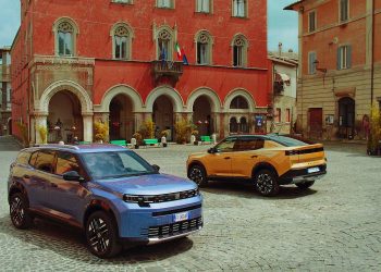 Los nuevos FIAT Grizzly debutarán en octubre en el Salón del Automóvil de París antes de iniciar su comercialización durante el último trimestre de 2026.