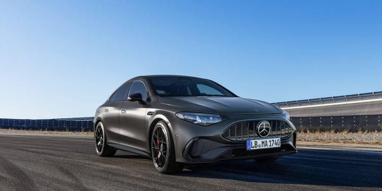 mercedes amg cla 45 4MATIC+ eléctrico