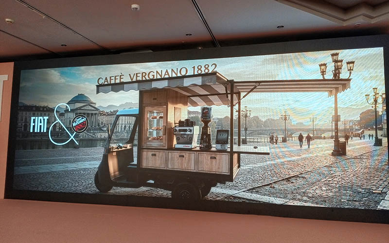 micromovilidad fiat-TRIS café