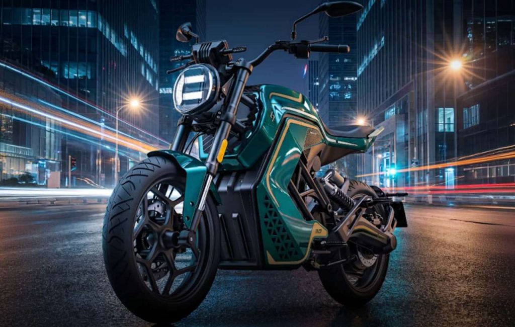 Charged Ndara llega con 11 kW, 125 km/h, hasta 100 km de autonomía y un precio desde 3.716 euros. Así es la nueva naked eléctrica.