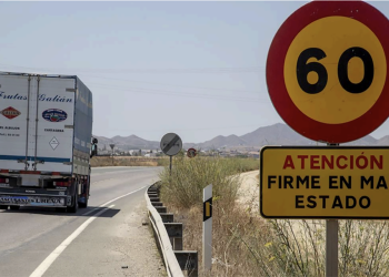 El pésimo estado de las carreteras españolas pone en peligro las vacaciones de millones de españoles