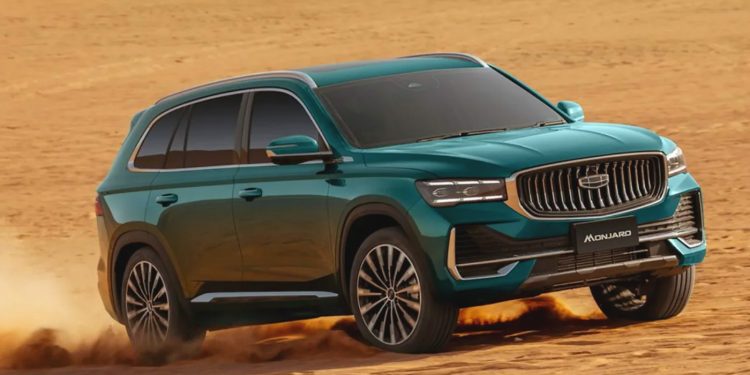 El Geely Monjaro EM-i apunta al segmento D con 350 Nm, cambio automático de ocho marchas, sistema Flyme Auto y un precio estimado cercano a 40.000 euros.