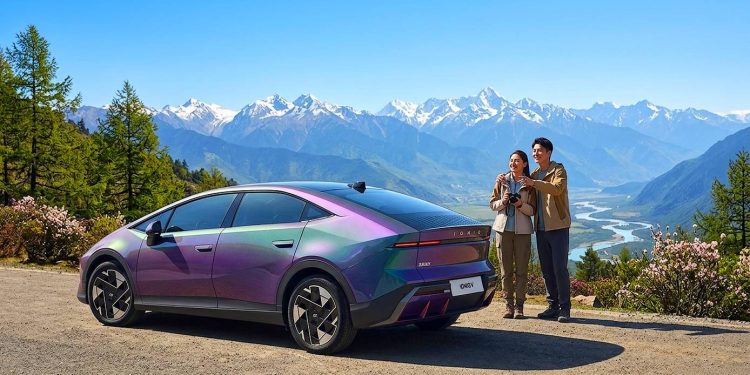 Beijing-Hyundai abre la preventa de su nueva berlina eléctrica Ioniq V de 4,90 metros con hasta 650 km de autonomía.