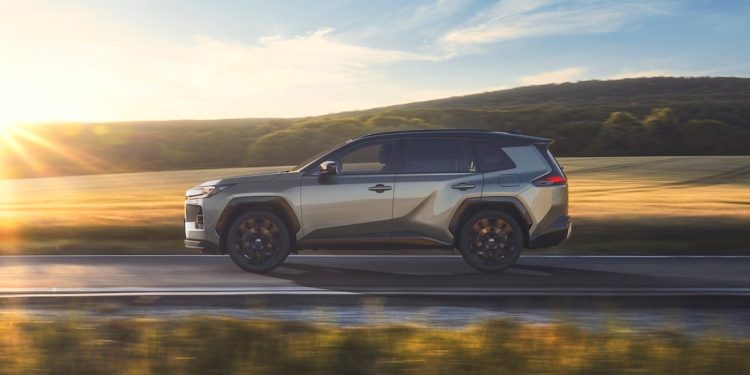 Programa Auto+: ayudas de hasta 5.000 € para comprar vehículos Toyota electrificados en España.