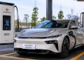 Cargar el coche eléctrico del 10 al 70% en 3 minutos ya es real: la brutal respuesta china para acabar con la espera en las gasolineras