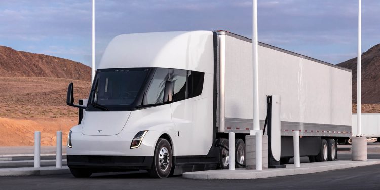 Tesla Semi Carga