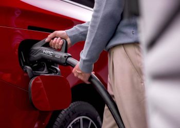 ¿Cuánto te ahorras realmente con un coche eléctrico? Las cifras que demuestran un ahorro del 91% al viajar