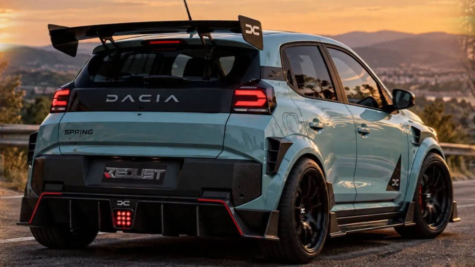 Dacia Spring Tuning trasera