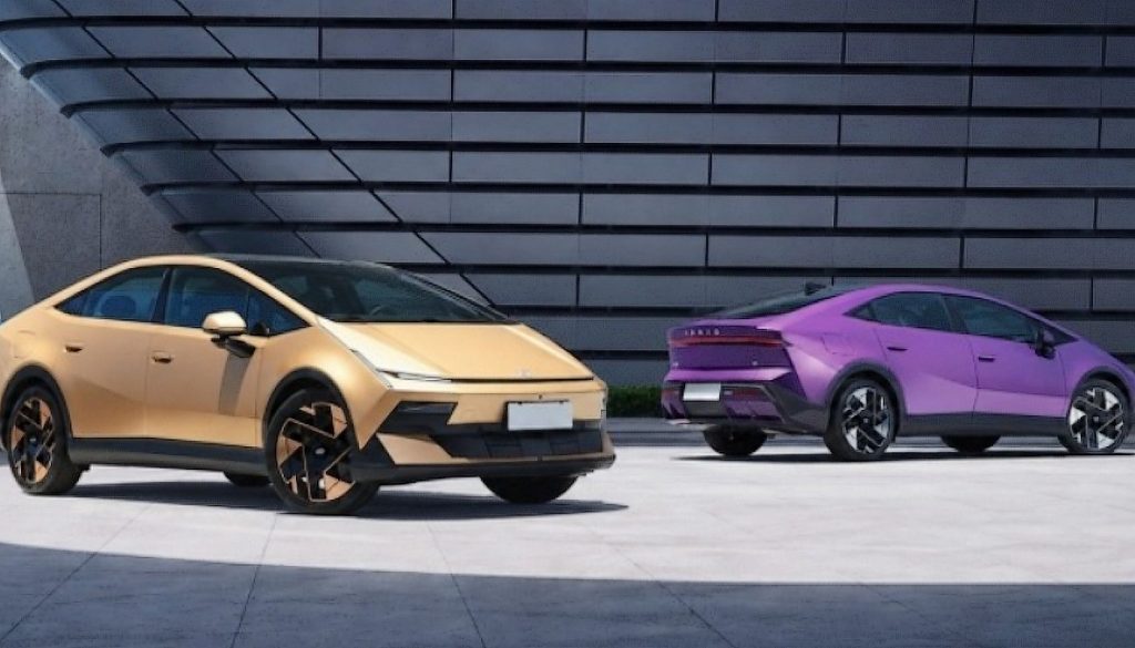 El precio del Ioniq V partirá de 119.900 yuanes, unos 15.587 euros al cambio, con baterías LFP de CATL.